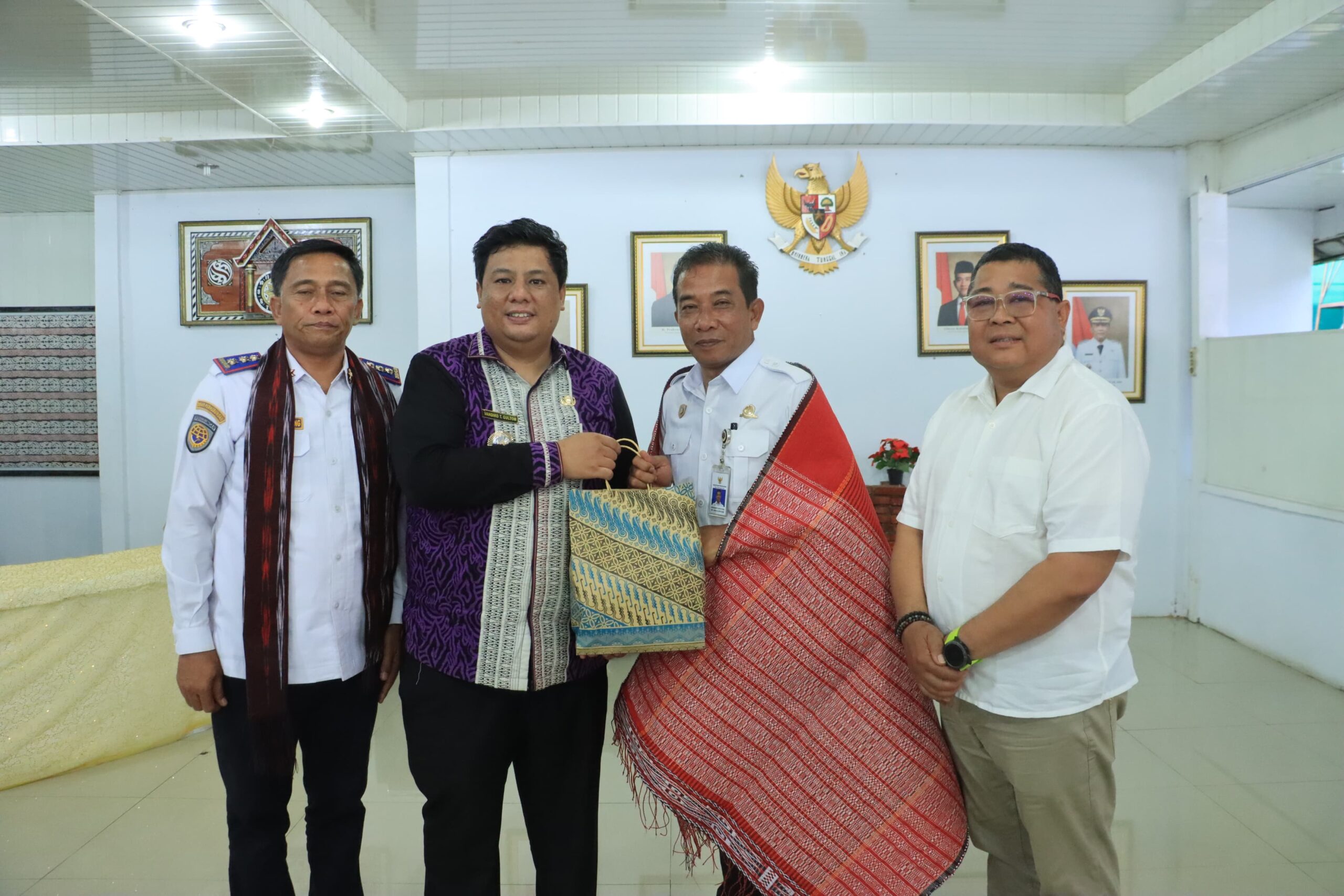 Pemkab Samosir Terima Hibah Tiga Dermaga dari Kementerian Perhubungan