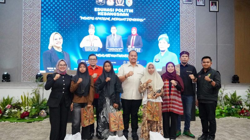 Bupati Baharuddin Siagian Ajak Masyarakat Rawat Demokrasi Melalui Dialog dan Partisipasi Aktif