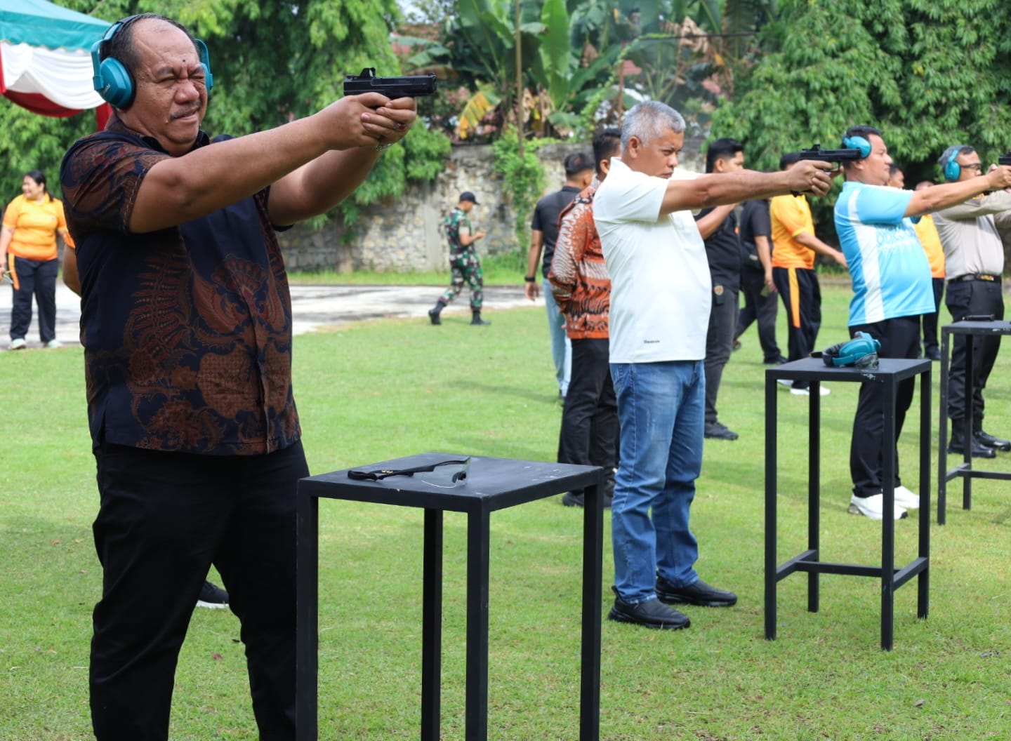Polres Asahan Gelar Lomba Menembak, Forkopimda Ambil Bagian dalam Peringatan Hari Bhayangkara ke-80