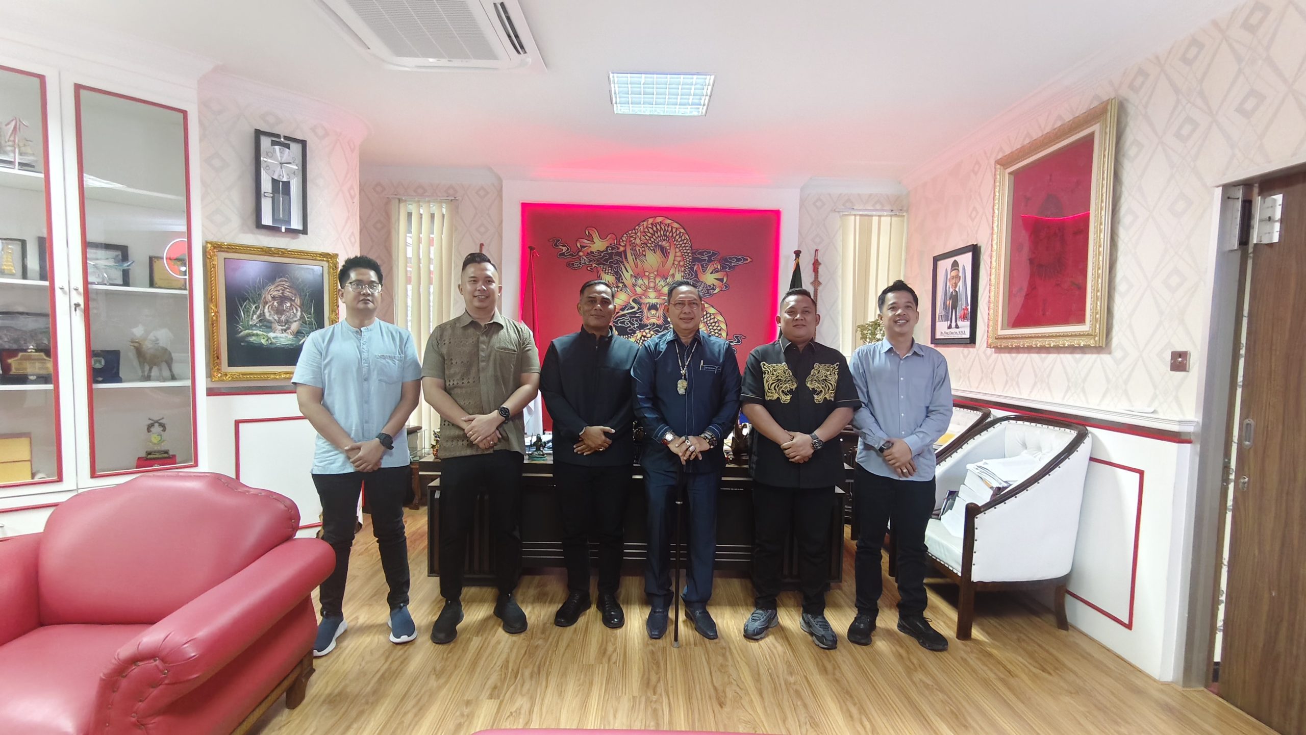 Karang Taruna Medan Butuh Pemimpin Visioner, Wong Chun Sen Dukung Drg. Dedy Saputra Pane