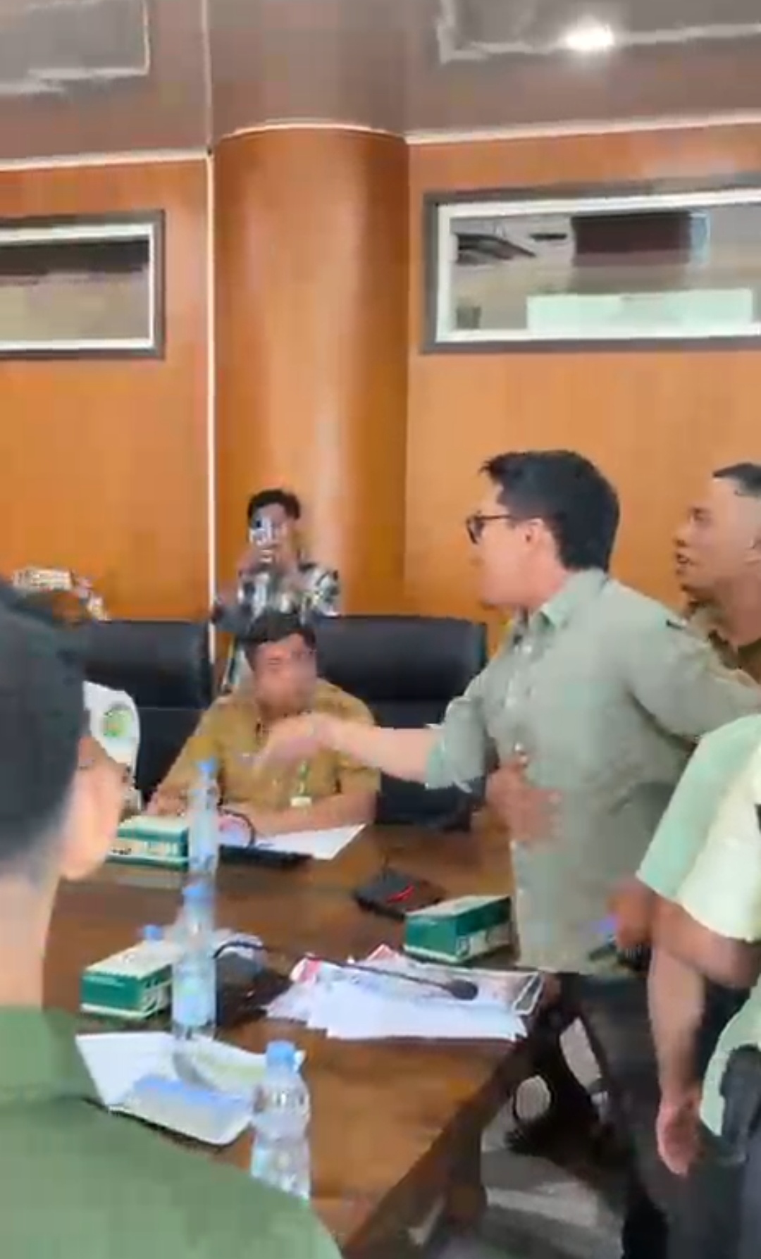 RDP Nyaris Ricuh, Mahasiswa FORMARA Kecewa Pada Komisi IV 