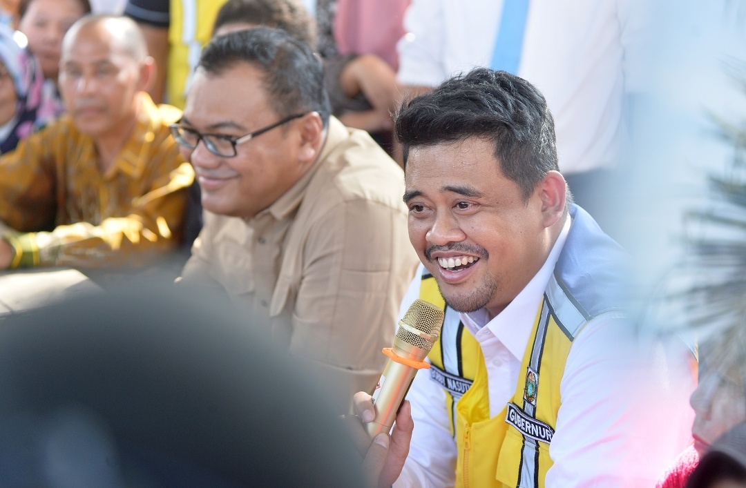 Bobby Nasution Tinjau Jalan Rusak di Galang, Pastikan Perbaikan Segera Dimulai dan Galian C Ilegal Ditutup