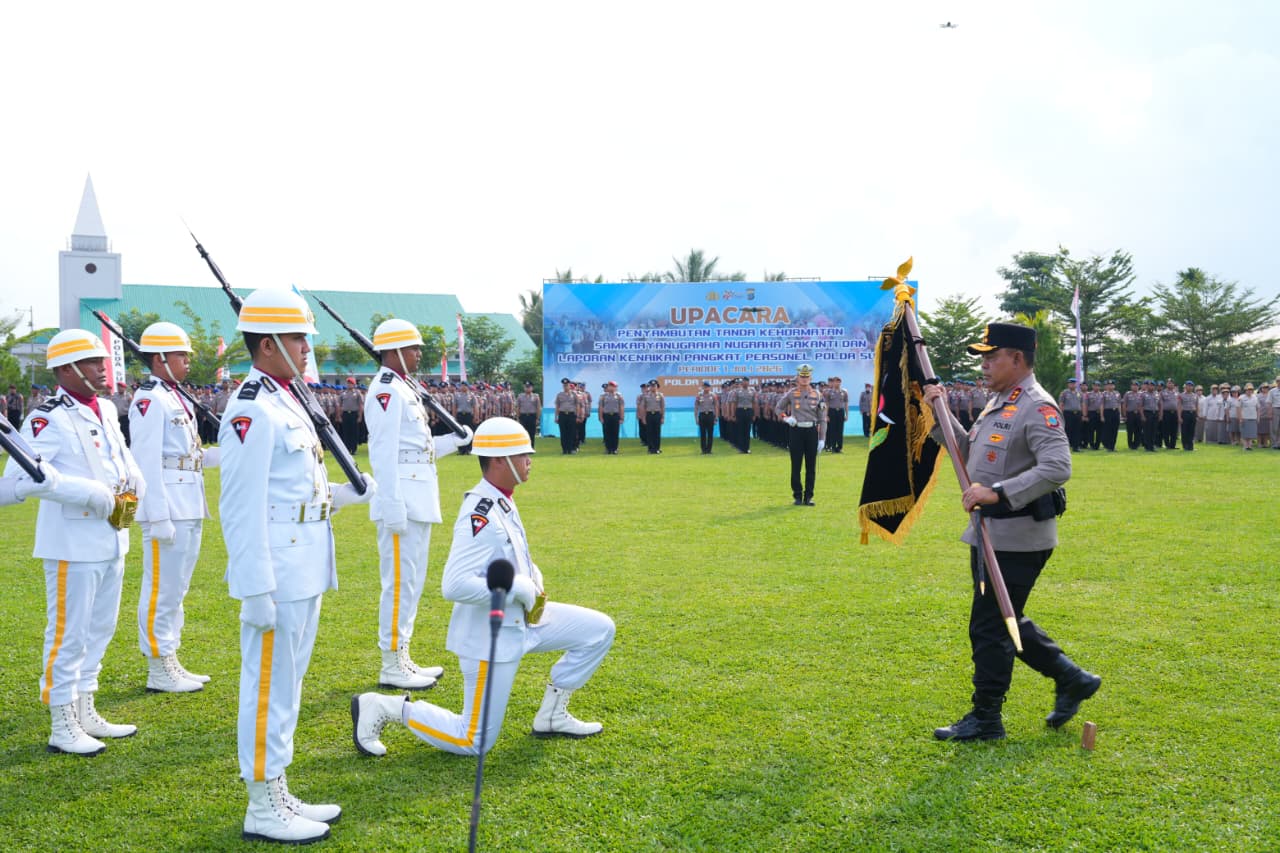 Kapolda Sumut Ingatkan 359 Personel yang Naik Pangkat untuk Terus Meningkatkan Pengabdian