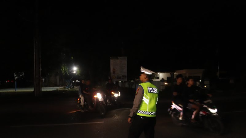 Sat Lantas Polres Langkat Pengaturan Lalin Malam Hari,Mencegah Laka Lantas