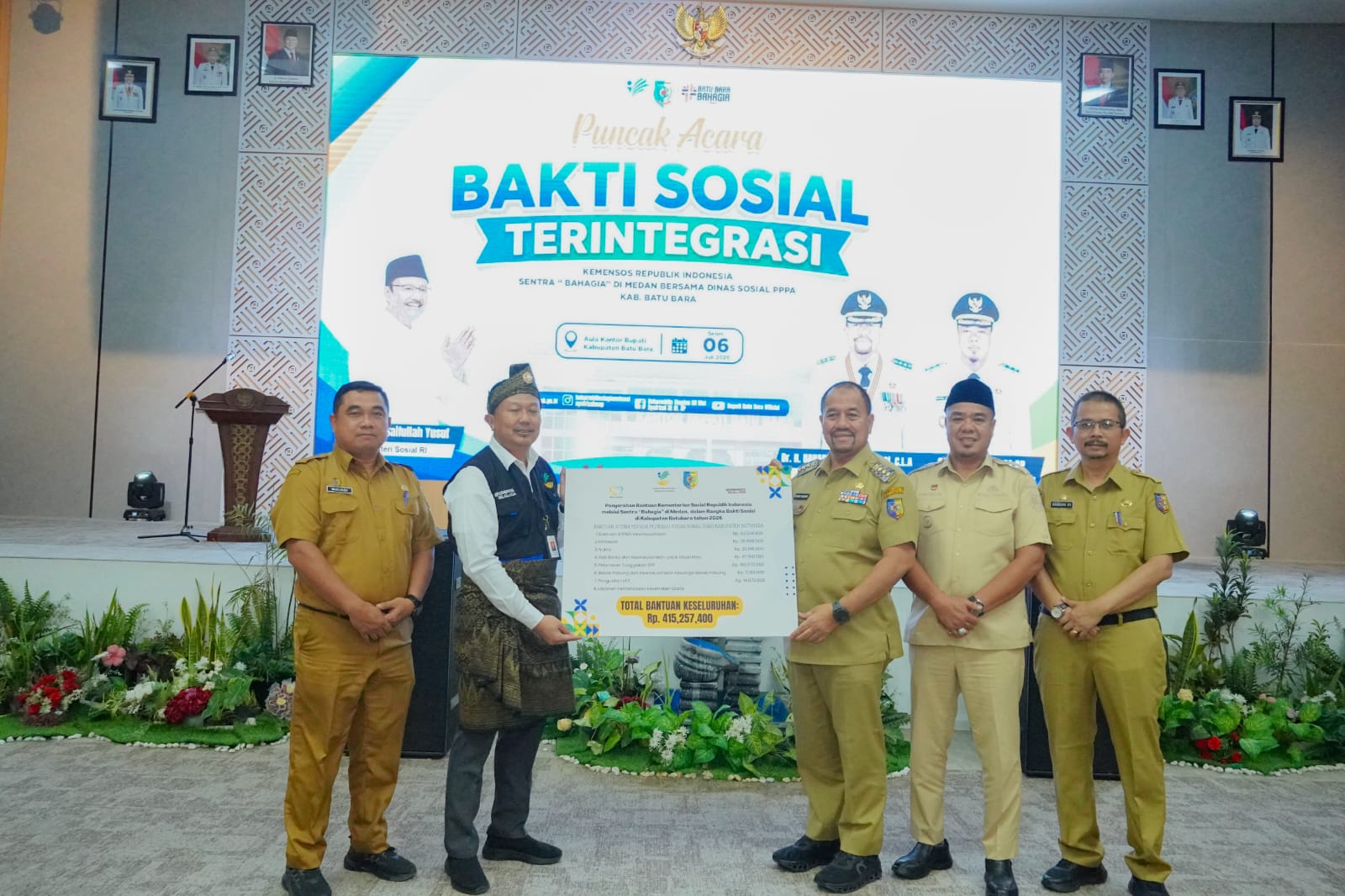 Bupati Baharuddin Siagian Hadiri Puncak Acara Bakti Sosial Terintegrasi Kementerian Sosial RI, Apresiasi Dukungan Kemensos RI pada Puncak Bakti Sosial Terintegrasi