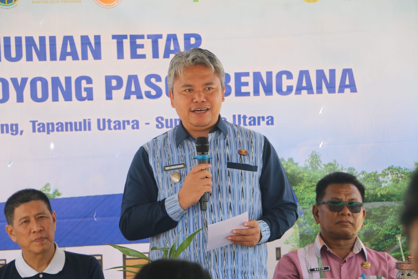 ‎Wujudkan Kawasan Hunian Layak, Pemkab Taput Undi dan Serahkan Bantuan Huntap Tahap II di Dolok Nauli ‎