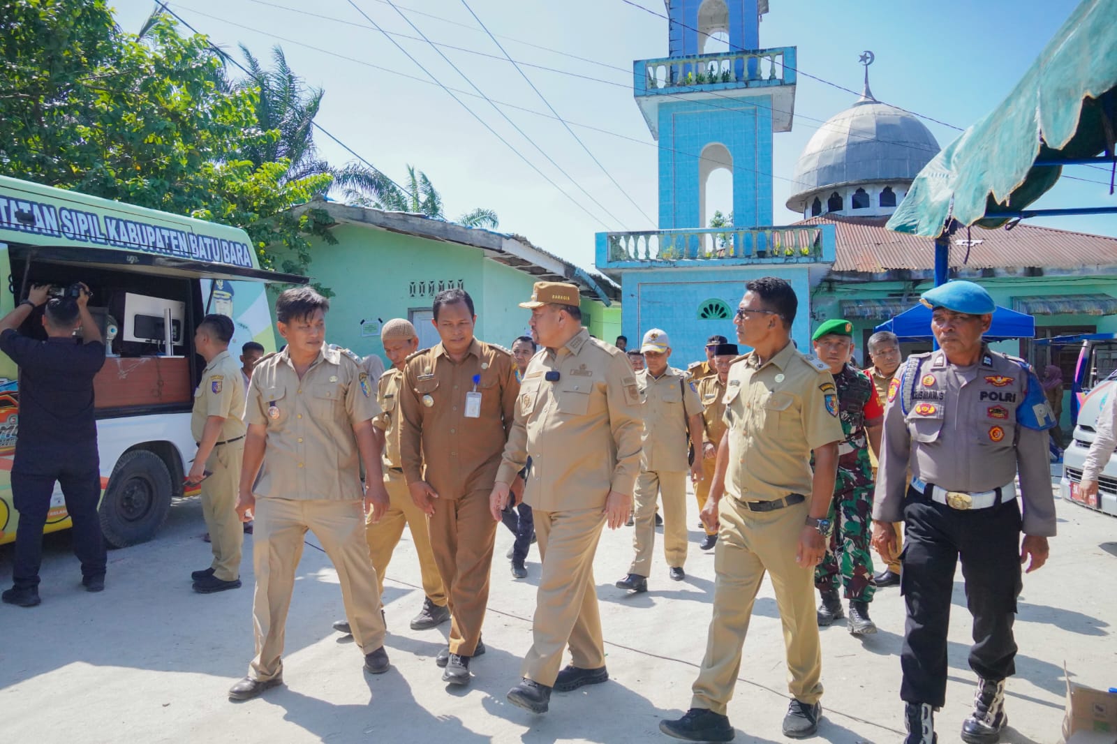 Bupati Baharuddin Siagian Tinjau Program Berlayar, Hadirkan Pelayanan Publik Terpadu hingga Tingkat Desa