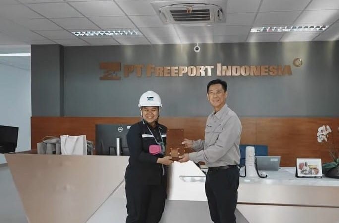 INALUM Lakukan Study Visit ke Smelter PTFI Gresik, Perkuat Sinergi Hilirisasi Mineral Nasional