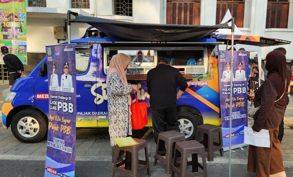 Olahraga Sambil Tunaikan Kewajiban Pajak di Pojok PBB dan Samsat Keliling CFD Kota Medan