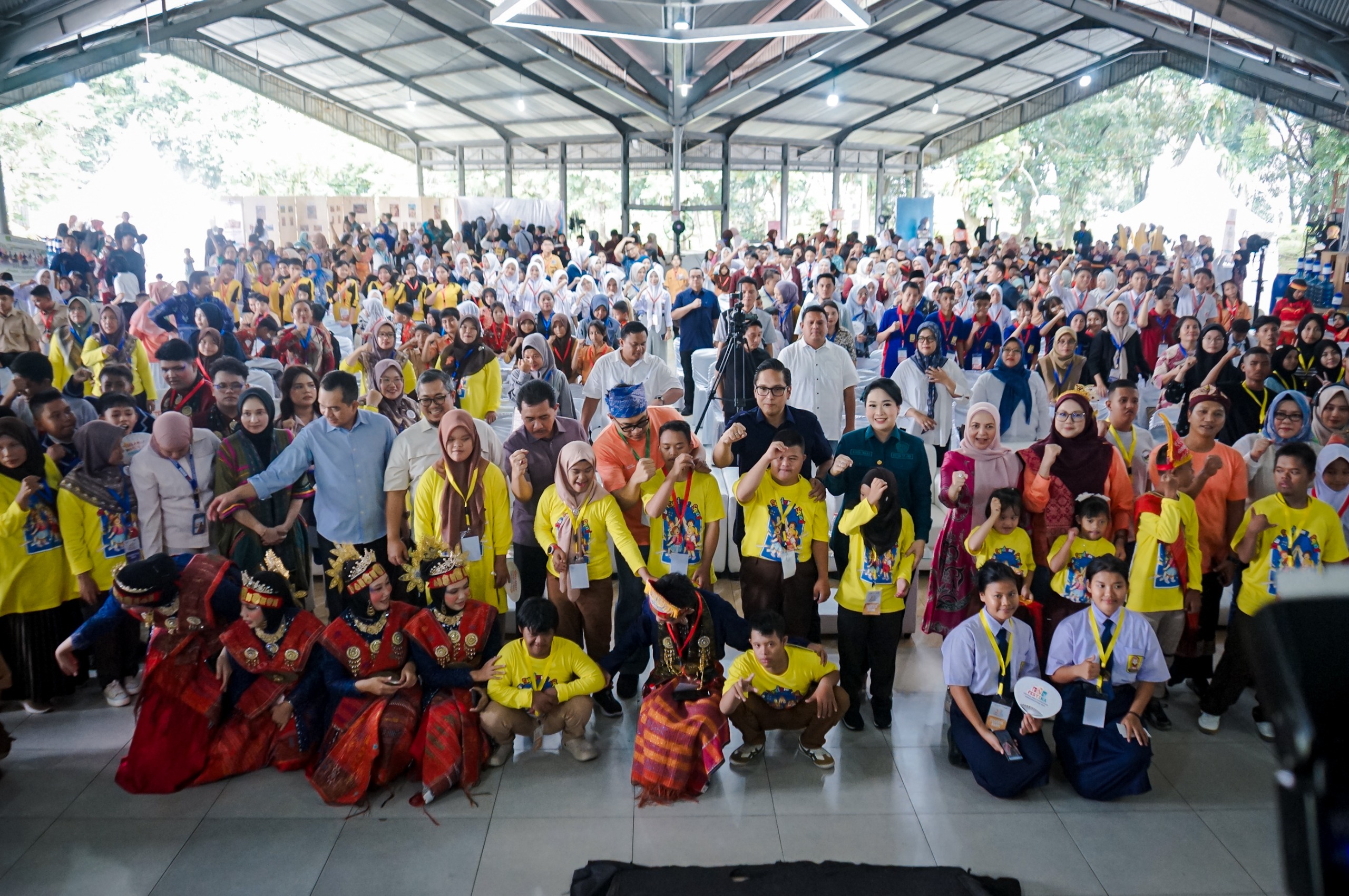 Peringatan Hari Anak Nasional 2026 Berlangsung Ceria, Rico Waas Tegaskan Setiap Anak Punya Hak dan Ruang Berkarya yang Sama