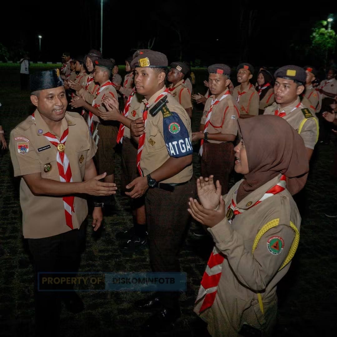 Delegasikan 60 Pramuka Terbaik, Bupati Bintuni Lepas Kontingen ke Jamnas XII Cibubur