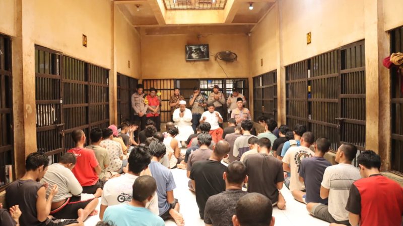 Kapolres Labuhanbatu Berikan Motivasi dan Pembinaan Rohani kepada Warga Binaan
