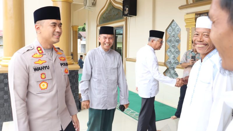 Kapolres Labuhanbatu Sampaikan Pesan-Pesan Kamtibmas Pada Para Jamaah