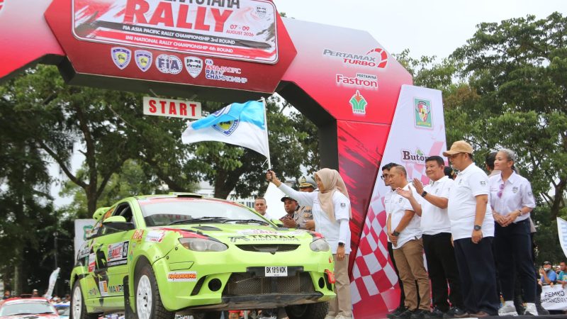Wali Kota Diwakili Herlina Selaku Wakil Wali Kota Hadiri Ceremonial Start Sumatera Utara Rally 2026 FIA APRC Round 3 dan IMI National Rally Championship Round 4