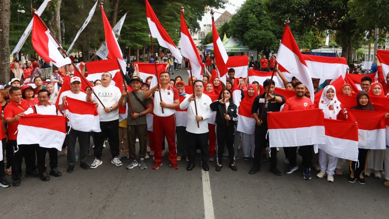 Wali Kota dan Ketua TP PKK Pematangsiantar Hadiri Acara Car Free Day Rangkaian Peringatan HUT RI ke-81