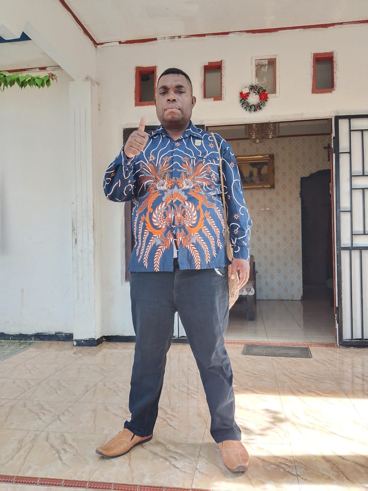 Anggota Fraksi Otsus DPRP Papua Barat Apresiasi Iqbal Refideso: Harumkan Nama 7 Suku Bintuni