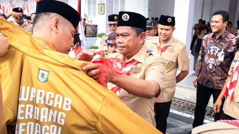 Lepas Kontingen Jamnas XII, Bupati Darma Wijaya : Jadilah Pramuka Sergai Tangguh dan Mandiri