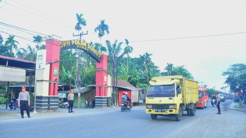 SPN Hinai Polda Sumut Gelar Strong Point Hadirkan Rasa Aman dan Kelancaran Lalu Lintas Jelang HUT RI