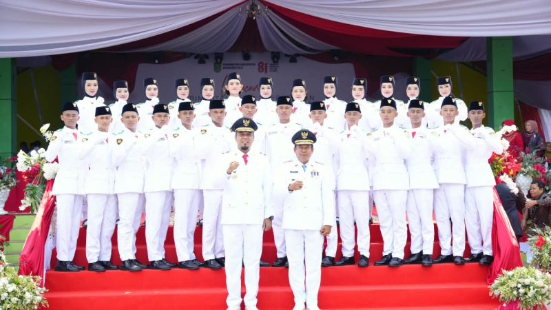 Kolaborasi dan Gotong Royong HUT Kemerdekaan RI Terbangun, Bupati Inhu Pimpin Upacara Detik Detik Proklamasi Kemerdekaan RI Ke 81 Berlangsung  Khidmat