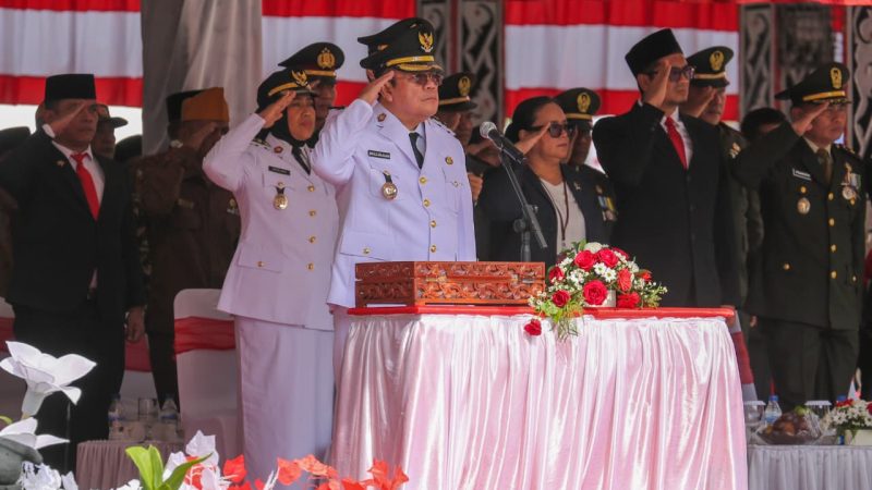 Wali Kota Wesly Silalahi Bertindak Sebagai Inspektur Upacara Peringatan Detik-detik Proklamasi HUT Kemerdekaan RI ke-81