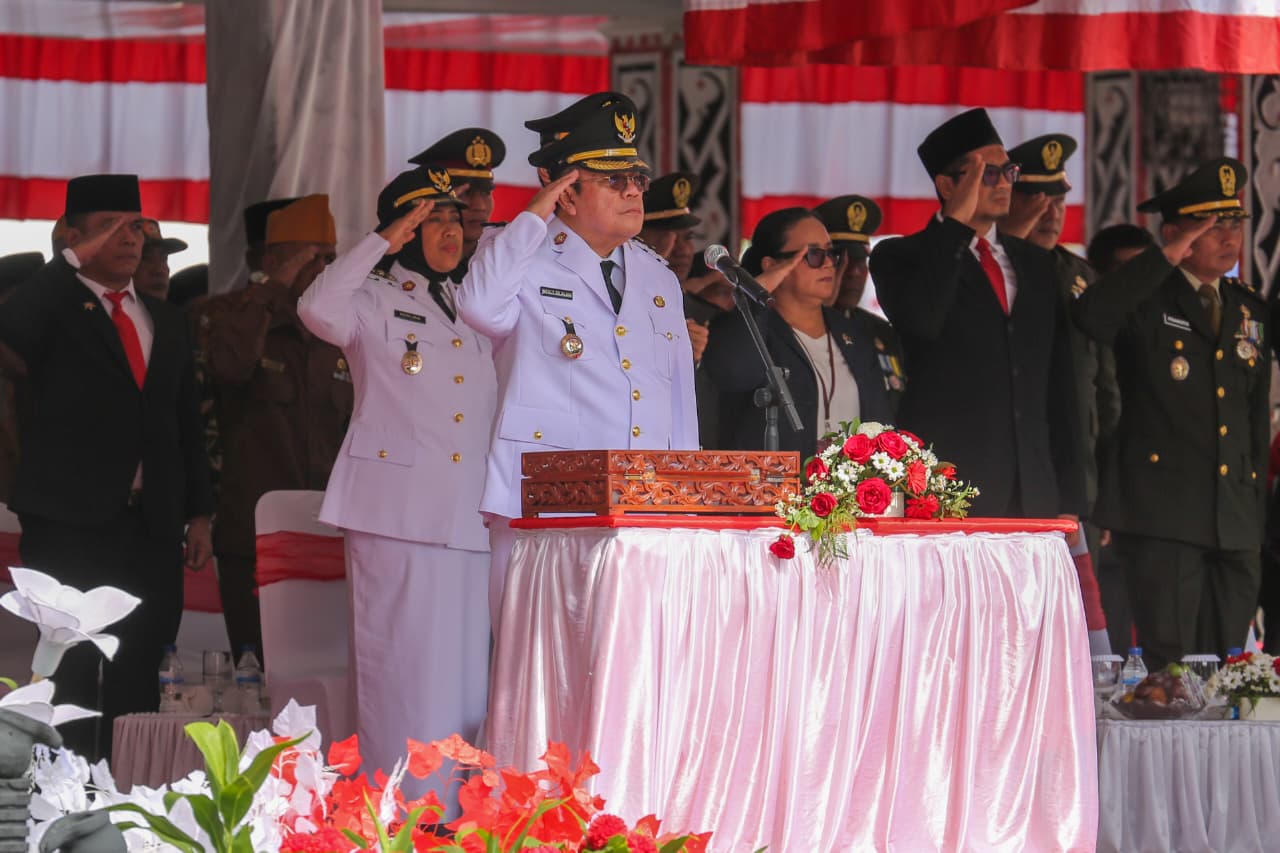 Wali Kota Wesly Silalahi Bertindak Sebagai Inspektur Upacara Peringatan Detik-detik Proklamasi HUT Kemerdekaan RI ke-81