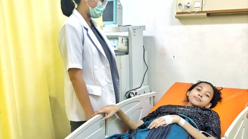 Peduli Terhadap Kesehatan Masyarakat: Bupati Simalungun Evakuasi Tisa Nurzila ke RSUD Perdagangan