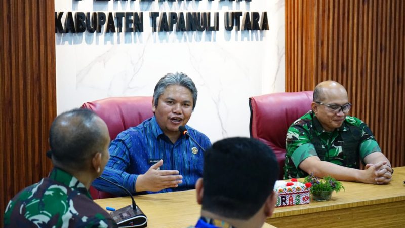 ‎Pemkab Tapanuli Utara Terima Kunjungan Tim Peneliti Seskoad, Tegaskan Sinergi Strategis dengan TNI dalam Penanganan Bencana dan Pembangunan