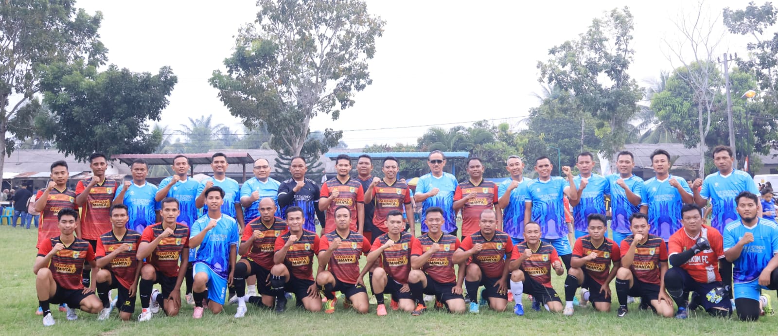Bupati Sergai dan Dandim 0204/DS Unjuk Gigi di Laga Eksebisi SSPL Socfindo Cup 2026, Sergai FC Unggul 2-1