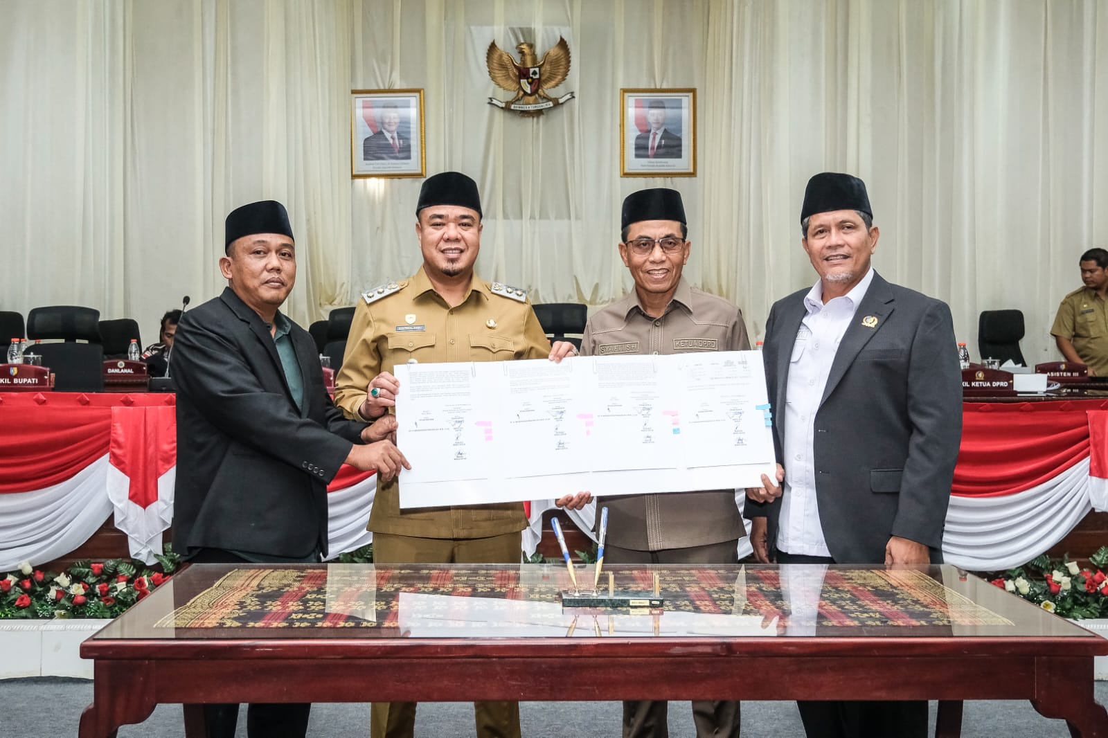 Wabup Syafrizal Hadiri Rapat Paripurna Pendapat Akhir Fraksi terhadap rancangan KUPA – PPAS