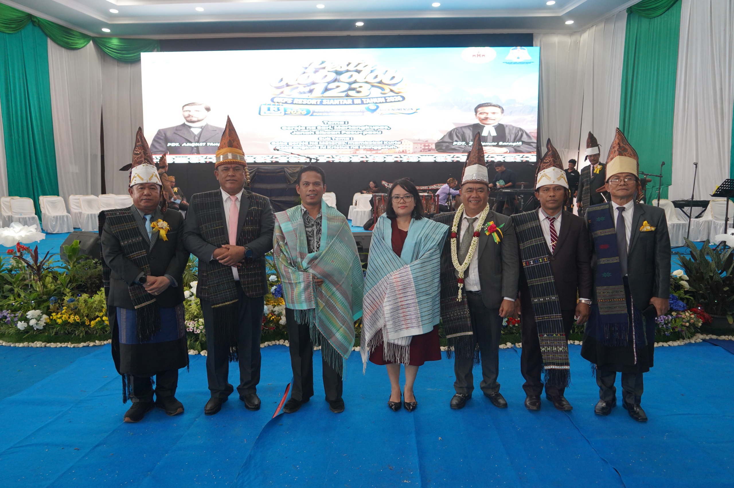 Wali Kota Pematangsiantar Diwakili Sekretaris Daerah Hadiri Pesta Olob-Olob GKPS Resort Siantar III