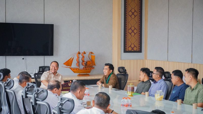 Bupati Baharuddin Siagian Terima Audiensi HMI Cabang Kisaran, Bahas Rencana Intermediate Training LK II Tingkat Nasional