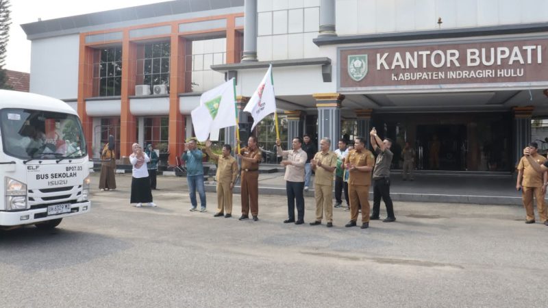 Wabup Inhu Lepas Kontingen Porsenijar