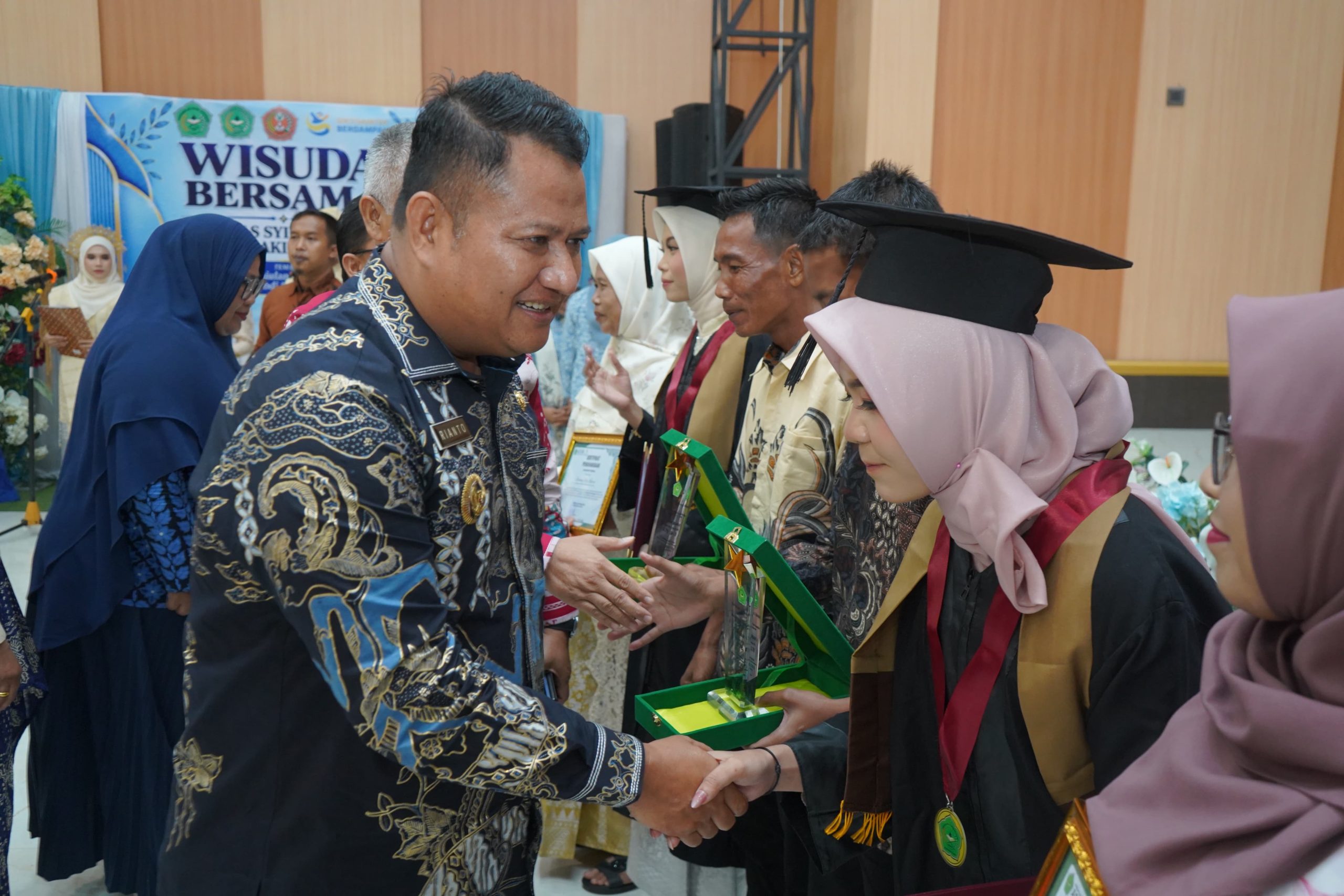 Wabup Asahan Hadiri Wisuda STIKes Asyifa Kisaran dan STIKes Sakinah Husada