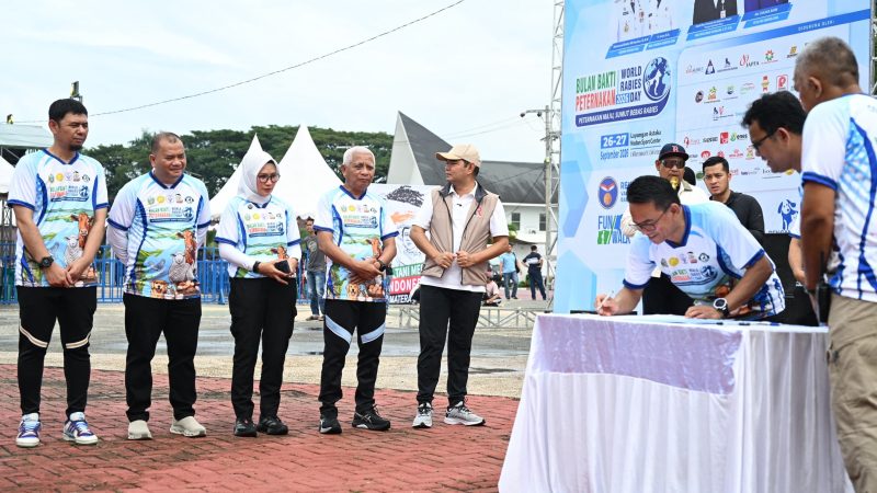 Semarak World Rabies Day 2026, Zakiyuddin Harahap Dampingi Wagub Sumut Lepas Peserta Jalan Santai