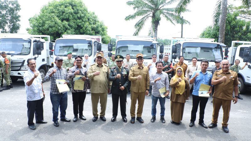 27 Unit Truk Roda 6 KDMP Diserahkan Bupati Asahan