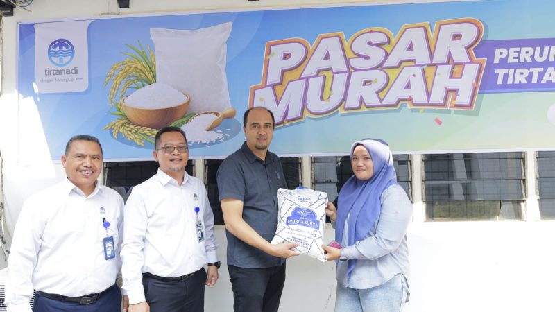 Peduli Sesama, Perumda Tirtanadi Gelar Pasar Murah