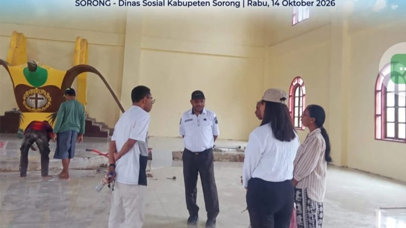 Tinjau Pembangunan Gedung Gereja Bahtera Injil Makoryamsa : Kadinsos Dr.Amatus Turot, Bangun Rumah Tuhan Wujudkan pelayanan nyata