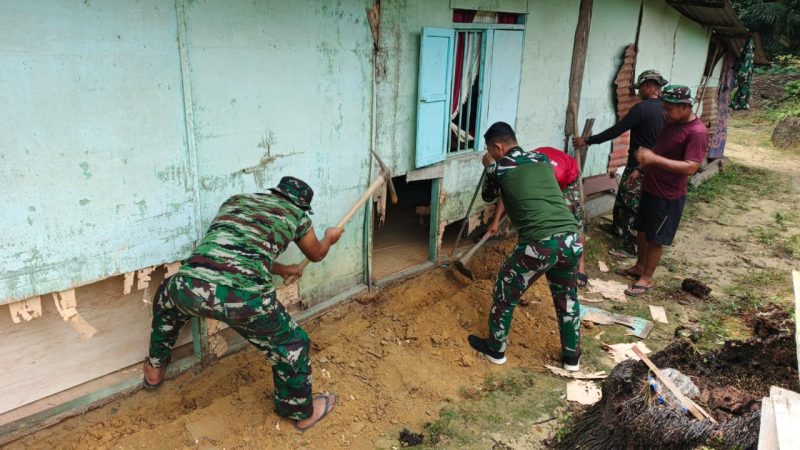 Satgas TMMD ke-130 Lanjutkan Pembangunan RTLH untuk Suroto di Dusun Simpang Mulia