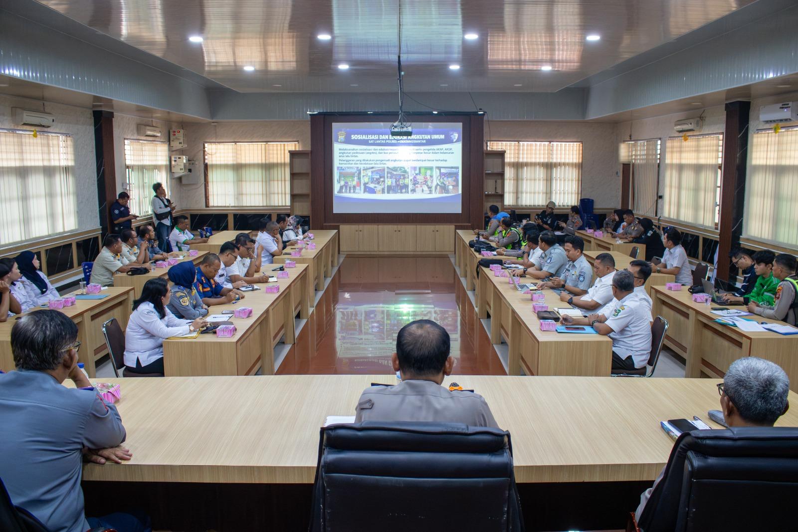 Pemko Pematangsiantar Bersama Polres Pematangsiantar Gelar Rakor Akselerasi Program Kapolri ‘Polisi Bersama Masyarakat’ dan Kesiapan Operasi Patuh dan Lilin Toba 2026