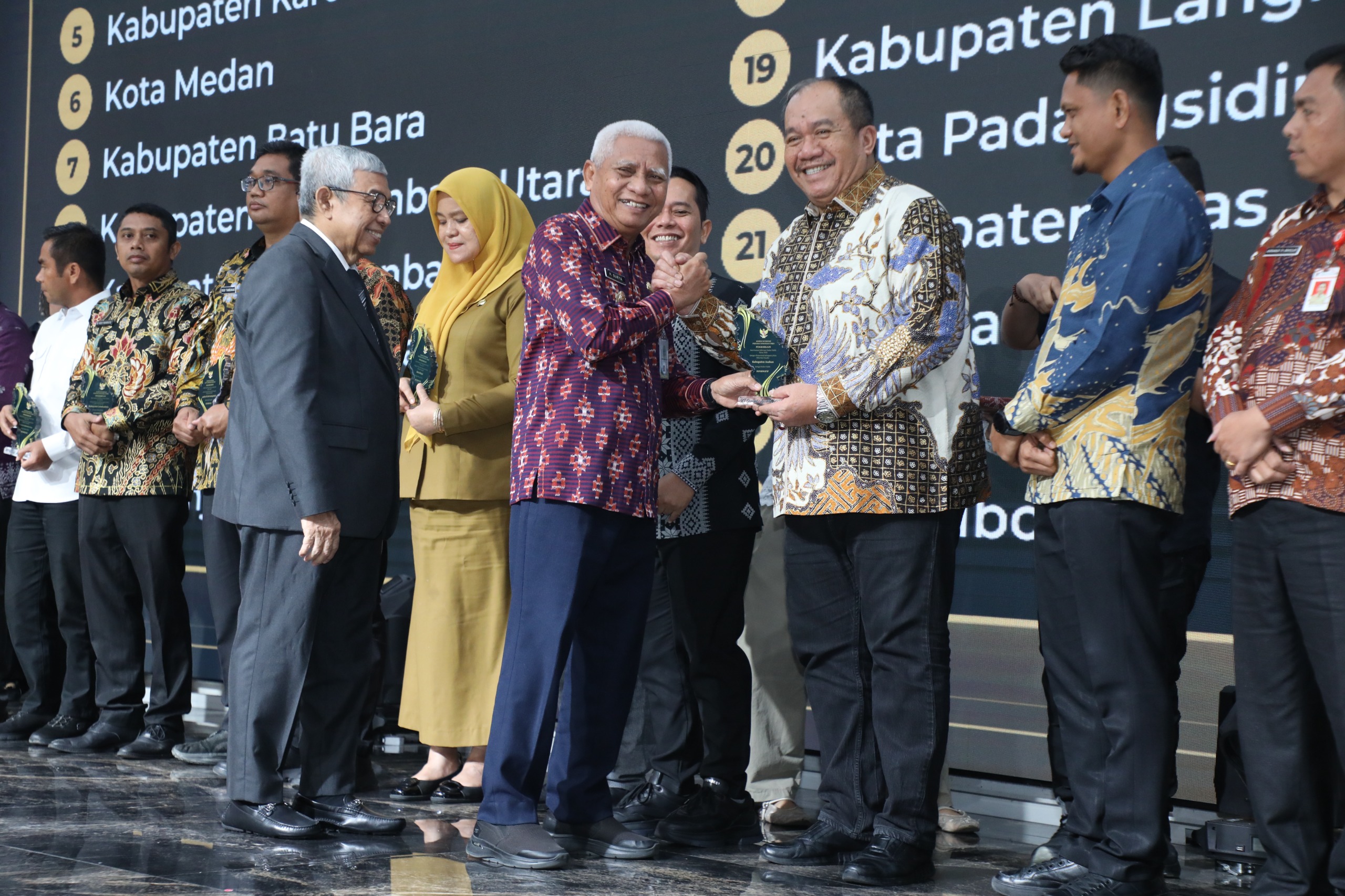 Pemkab Asahan Kembali Raih Predikat Kabupaten Informatif Pada KI Award 2026