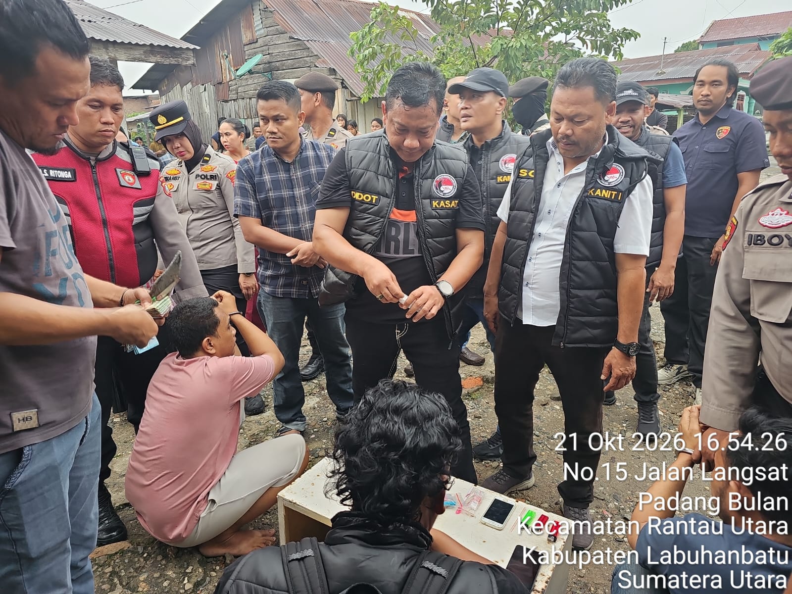 Polres Labuhanbatu Bersama BNNK Labura Gelar Operasi Sarang Narkoba, Dua Pria Diamankan