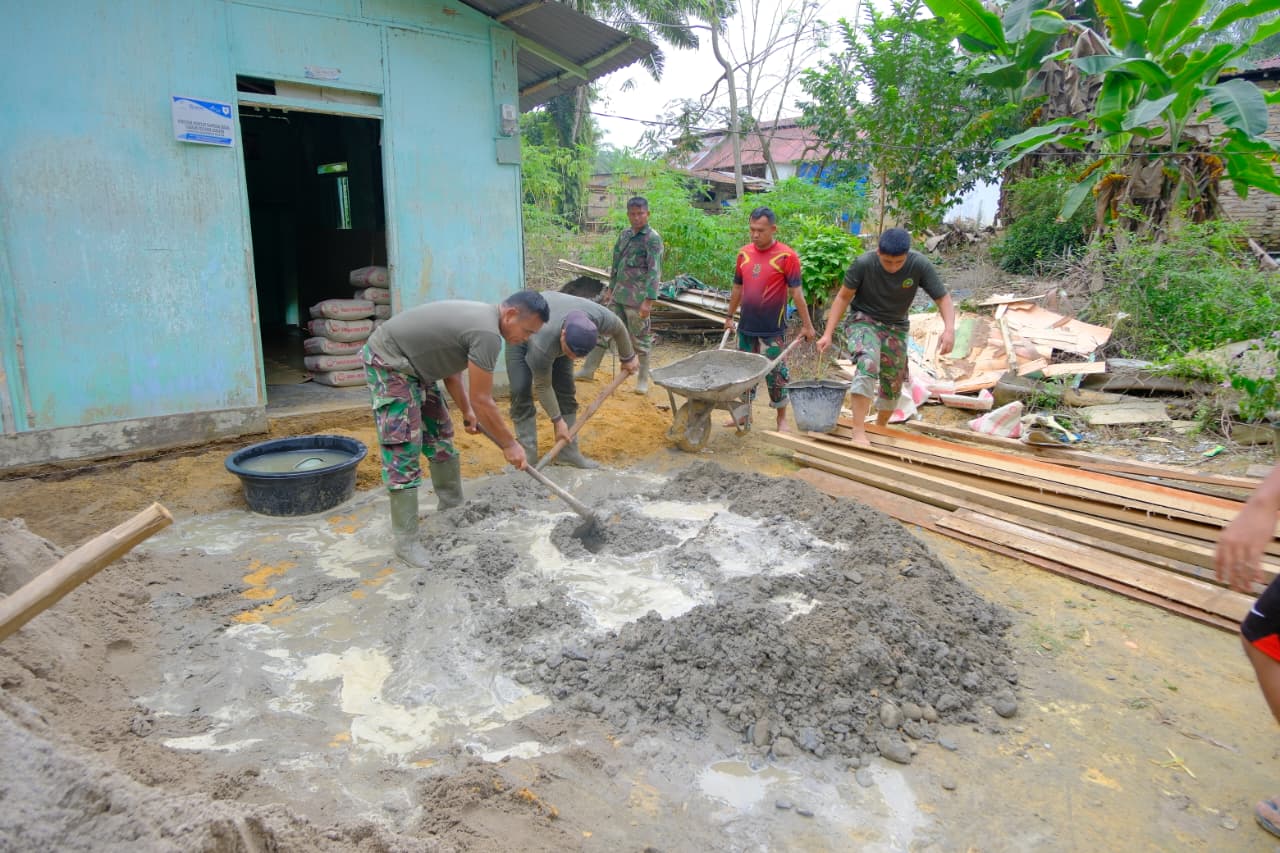 Pondasi Mulai Dicor, Satgas TMMD ke-130 Kodim 0209/LB Bangun Harapan Baru Suroto