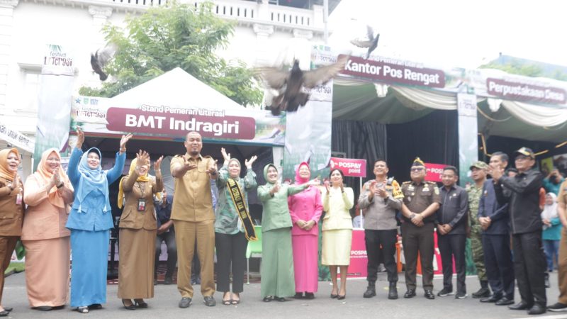 Bupati Inhu  Buka Festival Literasi