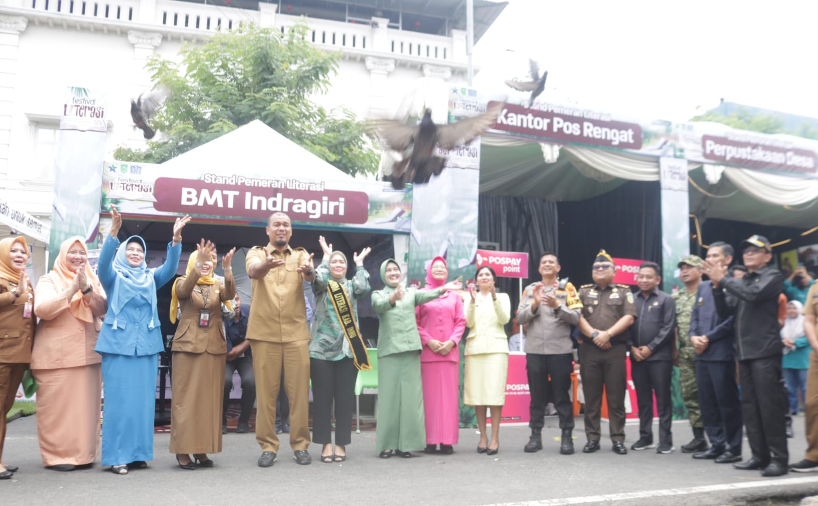 Bupati Inhu  Buka Festival Literasi