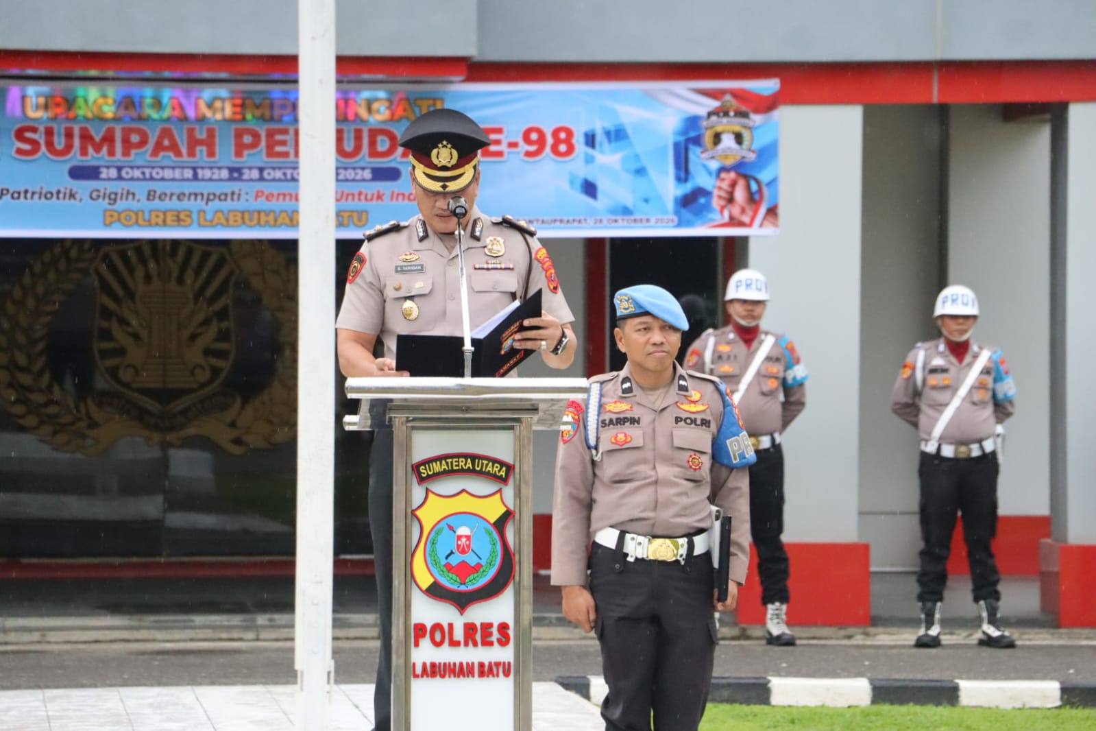 Pimpin Upacara Sumpah Pemuda ke-98, KOMPOL Sastrawan Tarigan Ajak Personel Perkuat Semangat Kebangsaan